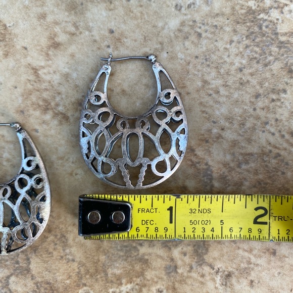 Silver tone Filagree hoop earrings - Picture 3 of 6